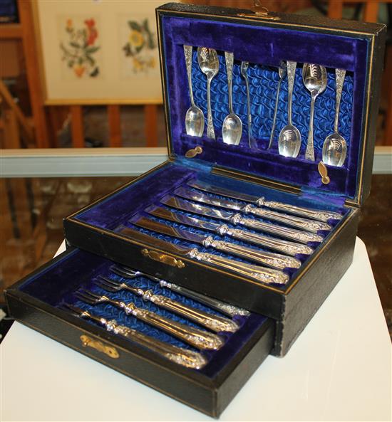 Set 6 silver spoons, forks & knives in case